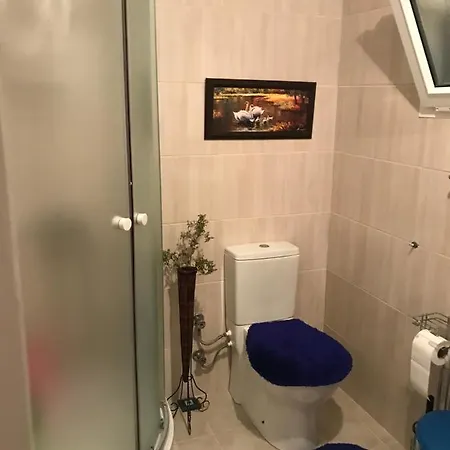 Doga Manzarali Mustakil Ev *